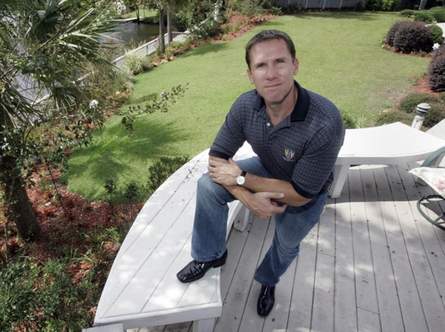 How to Write a Book Like Nicholas Sparks